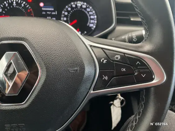 RENAULT CLIO V - voiture d'occasion - Photo 30