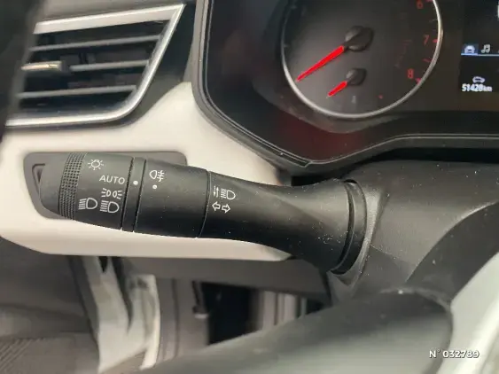 RENAULT CLIO V - voiture d'occasion - Photo 28