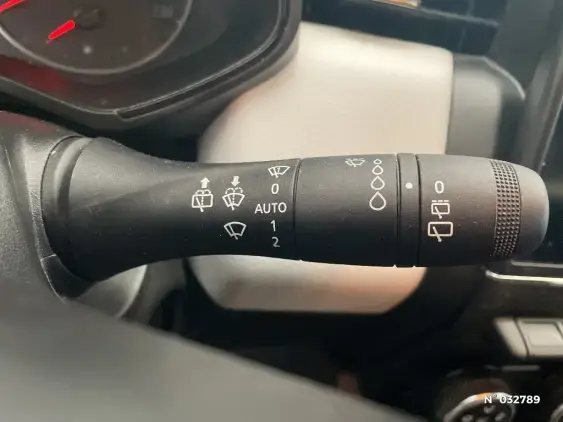 RENAULT CLIO V - voiture d'occasion - Photo 29