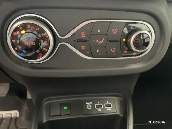 RENAULT TWINGO ELECTRIQUE III - voiture d'occasion - Photo 26