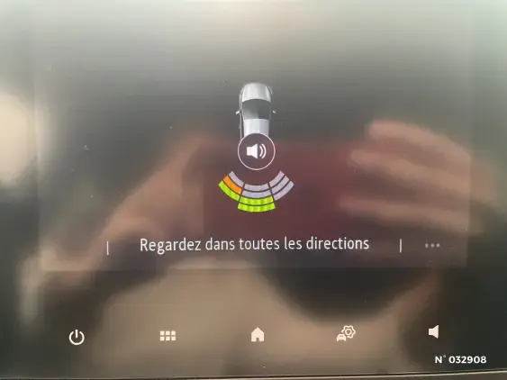 RENAULT CAPTUR II - voiture d'occasion - Photo 14