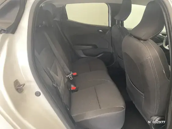 RENAULT CLIO V - voiture d'occasion - Photo 11