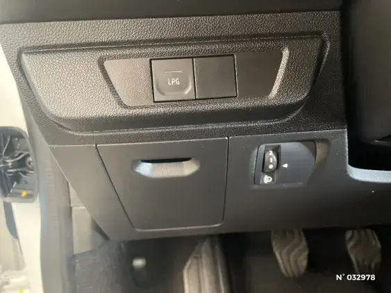 DACIA SANDERO III - voiture d'occasion - Photo 15