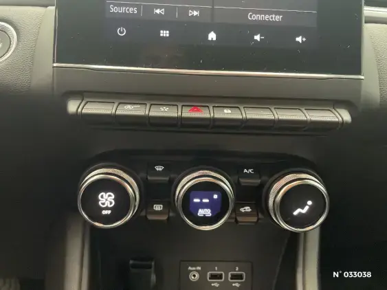 RENAULT CAPTUR II - voiture d'occasion - Photo 29