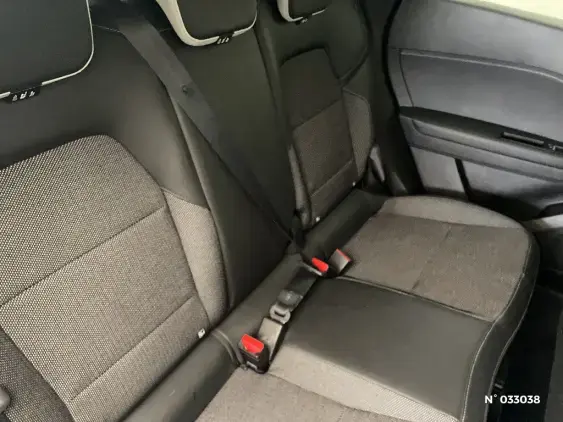 RENAULT CAPTUR II - voiture d'occasion - Photo 11