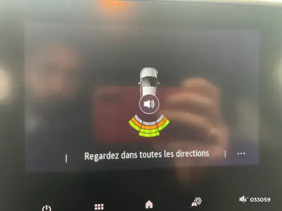 RENAULT CLIO V - voiture d'occasion - Photo 14