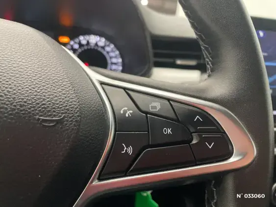 RENAULT CLIO V - voiture d'occasion - Photo 24