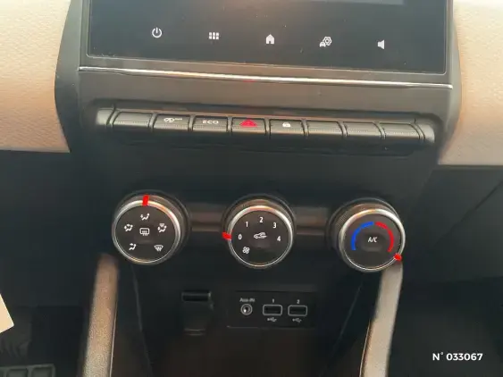 RENAULT CLIO V - voiture d'occasion - Photo 25