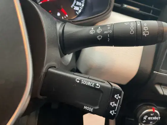 RENAULT CLIO V - voiture d'occasion - Photo 26