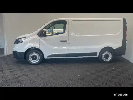 RENAULT TRAFIC FG III - voiture d'occasion - Photo 2