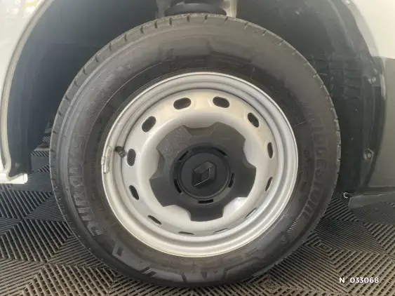 RENAULT TRAFIC FG III - voiture d'occasion - Photo 8