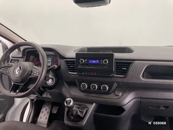 RENAULT TRAFIC FG III - voiture d'occasion - Photo 9