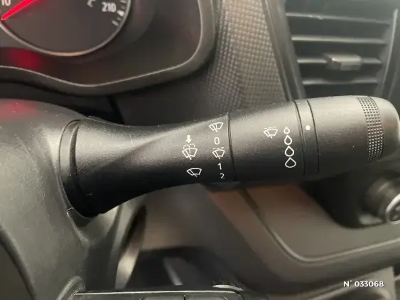 RENAULT TRAFIC FG III - voiture d'occasion - Photo 28