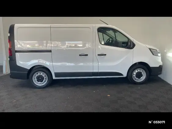 RENAULT TRAFIC FG III - voiture d'occasion - Photo 5