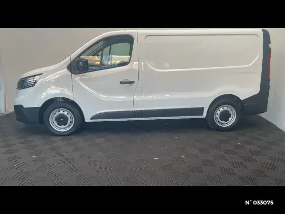 RENAULT TRAFIC FG III - voiture d'occasion - Photo 2