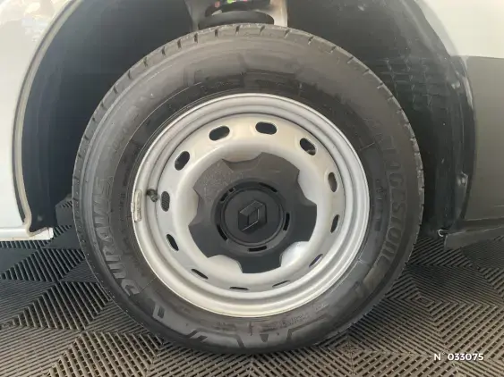 RENAULT TRAFIC FG III - voiture d'occasion - Photo 8