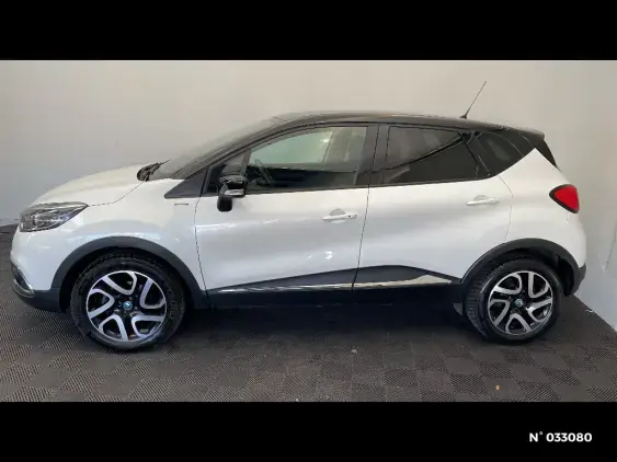 RENAULT CAPTUR - voiture d'occasion - Photo 2