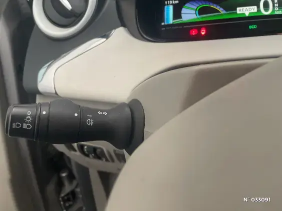 RENAULT ZOE - voiture d'occasion - Photo 29