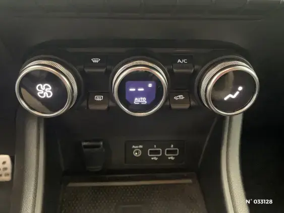 RENAULT CAPTUR II - voiture d'occasion - Photo 30