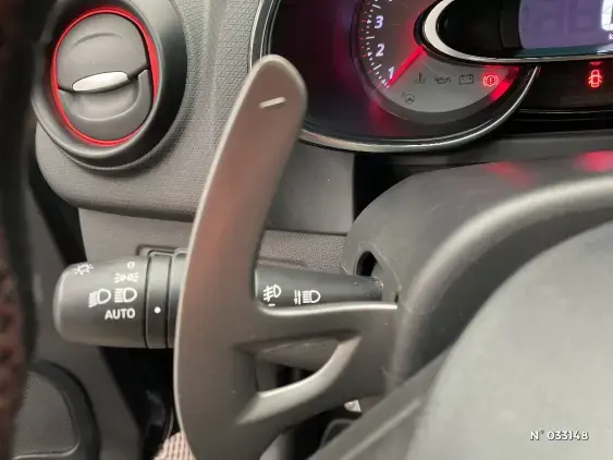 RENAULT CLIO IV - voiture d'occasion - Photo 27