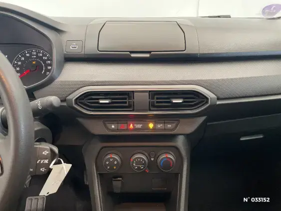 DACIA SANDERO III - voiture d'occasion - Photo 13