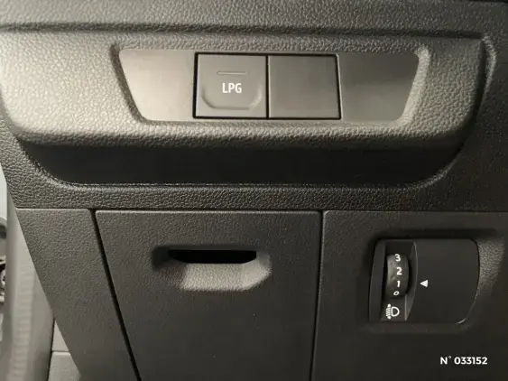 DACIA SANDERO III - voiture d'occasion - Photo 14