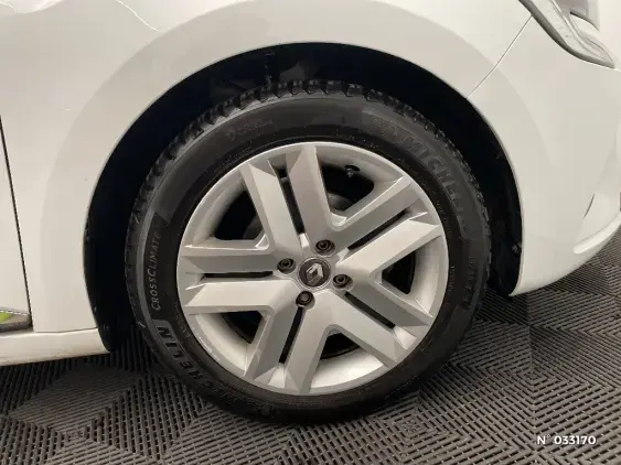 RENAULT CLIO V - voiture d'occasion - Photo 8