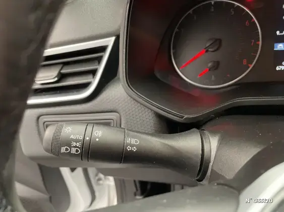 RENAULT CLIO V - voiture d'occasion - Photo 28