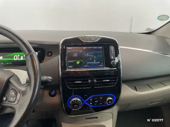 RENAULT ZOE - voiture d'occasion - Photo 13