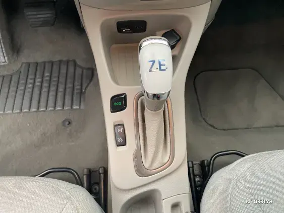 RENAULT ZOE - voiture d'occasion - Photo 27