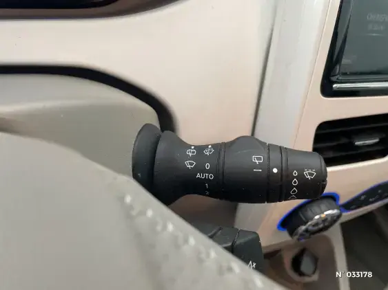 RENAULT ZOE - voiture d'occasion - Photo 29