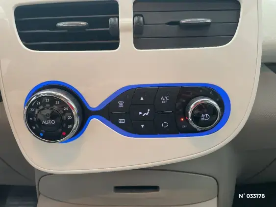 RENAULT ZOE - voiture d'occasion - Photo 30