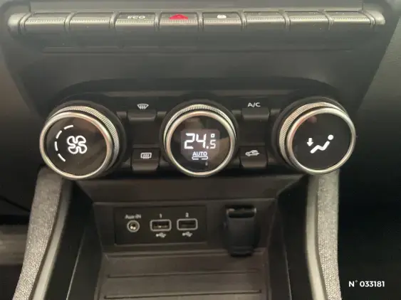 RENAULT ZOE - voiture d'occasion - Photo 27