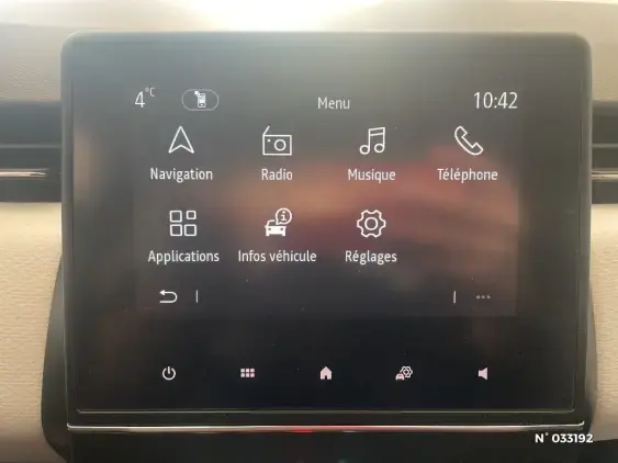 RENAULT CLIO V - voiture d'occasion - Photo 31