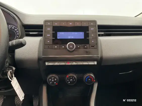 RENAULT CLIO V - voiture d'occasion - Photo 13