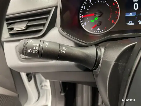 RENAULT CLIO V - voiture d'occasion - Photo 26