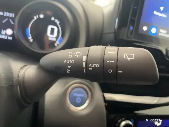 TOYOTA YARIS CROSS I - voiture d'occasion - Photo 27