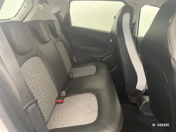 RENAULT ZOE - voiture d'occasion - Photo 11