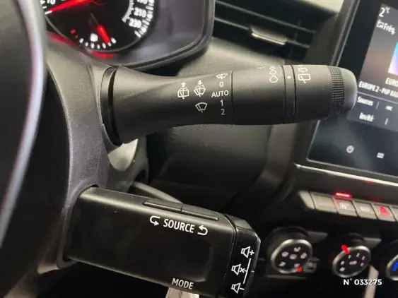 RENAULT CLIO V - voiture d'occasion - Photo 26