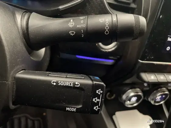 RENAULT ARKANA - voiture d'occasion - Photo 32