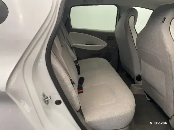 RENAULT ZOE - voiture d'occasion - Photo 11