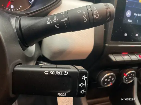 RENAULT CLIO REVERSIBLE V - voiture d'occasion - Photo 29