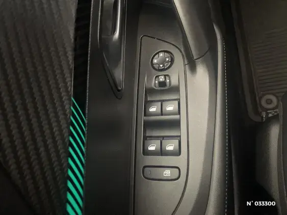 PEUGEOT 2008 II - voiture d'occasion - Photo 25