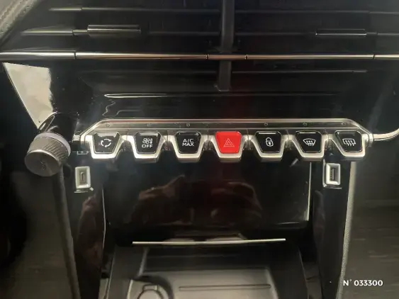 PEUGEOT 2008 II - voiture d'occasion - Photo 31