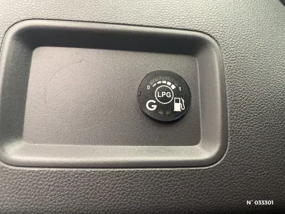 DACIA DUSTER II - voiture d'occasion - Photo 14