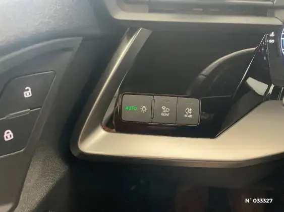 AUDI A3 SPORTBACK IV - voiture d'occasion - Photo 14