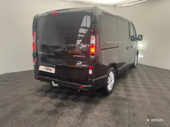 RENAULT TRAFIC FG III - voiture d'occasion - Photo 4