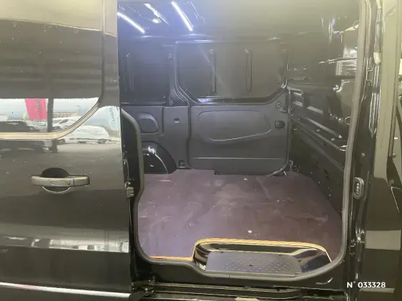 RENAULT TRAFIC FG III - voiture d'occasion - Photo 11