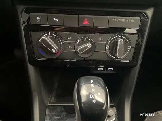 VOLKSWAGEN T-CROSS - voiture d'occasion - Photo 32