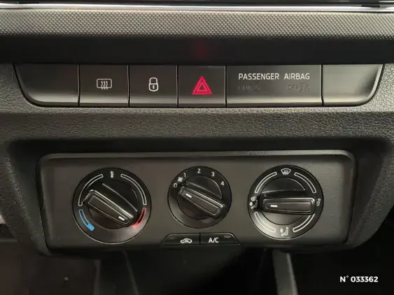 SKODA FABIA III - voiture d'occasion - Photo 30